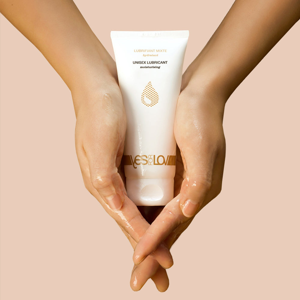 lubrifiant_hydratant_moisturising_lubriciant_moodpictures_yesforlov.hb_1000x.jpg